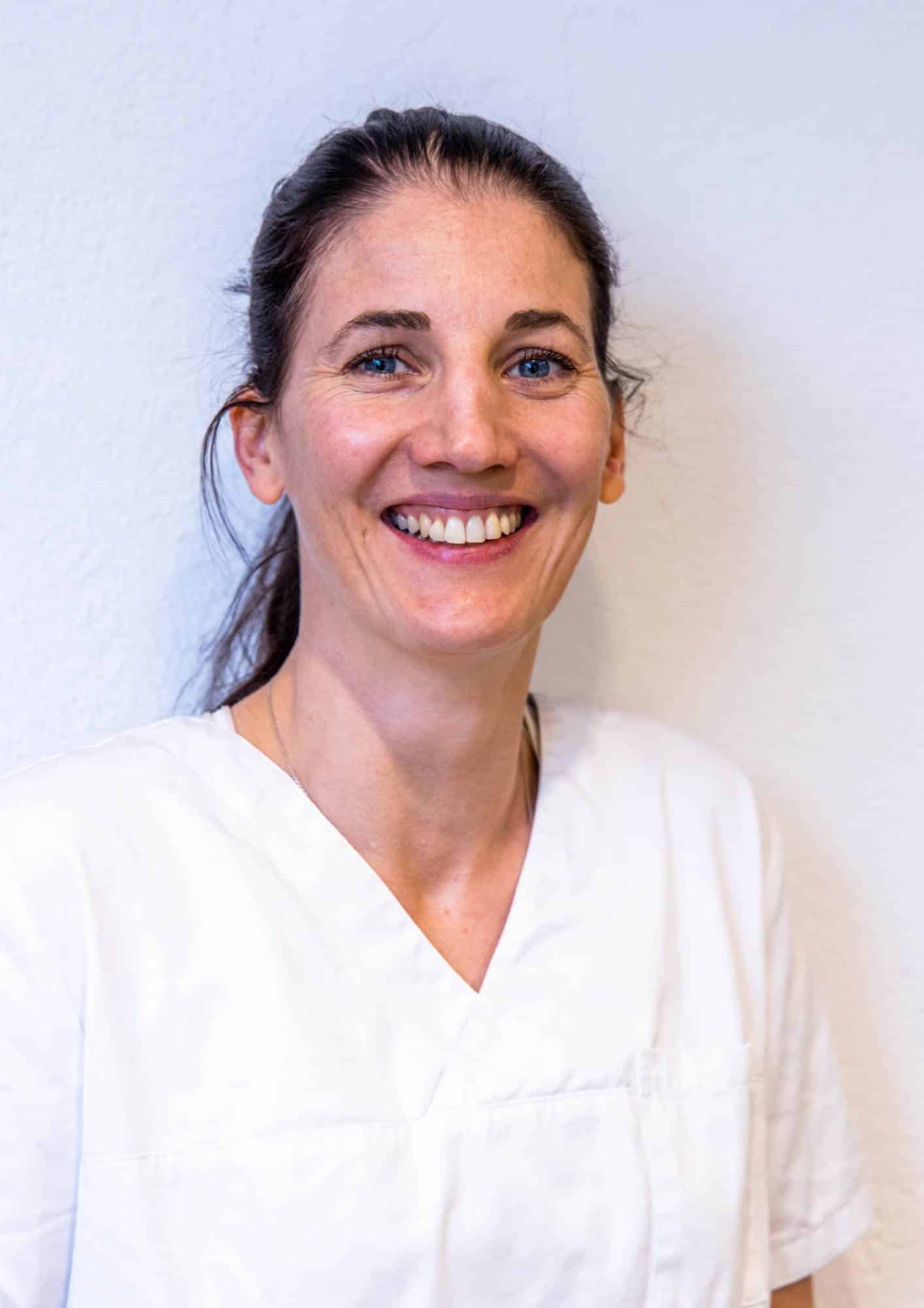 Veterinarian Elisabeth Helm GPCert SAS/SAM